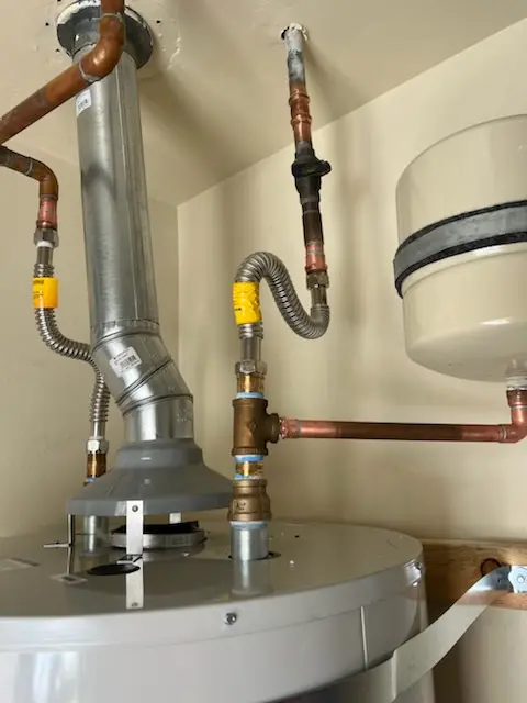Water heater installation and plumbing repair in Crownridge Estates